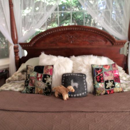 Inn To The Woods Friday Harbor Bagian luar foto