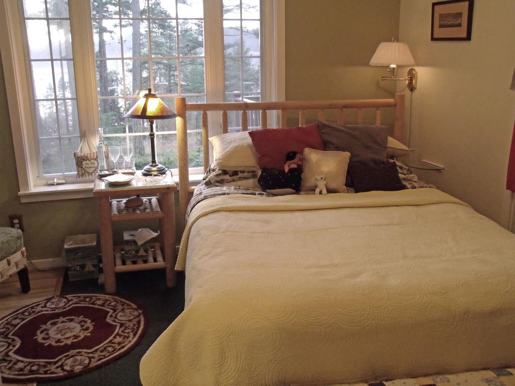 Inn To The Woods Friday Harbor Bagian luar foto